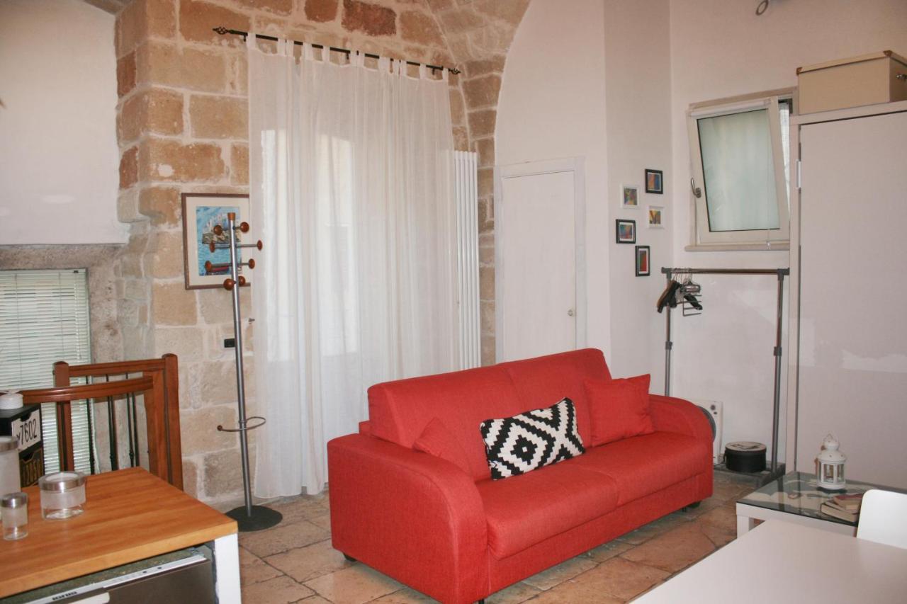 Apartamento La Casa Nel Vicolo Bari Exterior foto